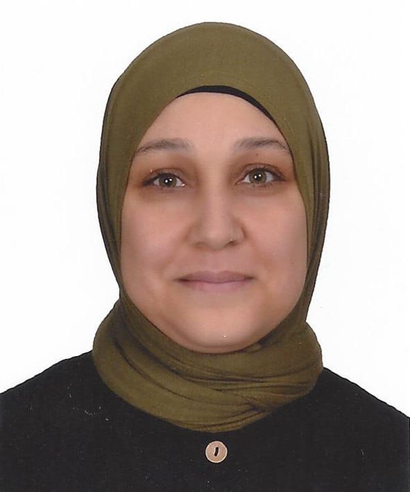 Layal Abdul Hadi، معلمة الأحياء والعلوم